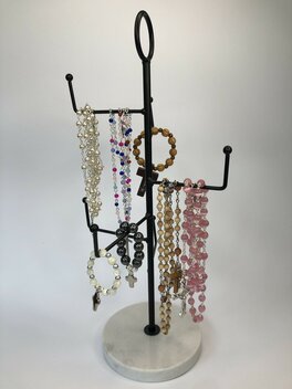 Diverse rozenkransen en rozenkrans tientjes